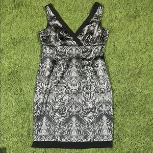 Jones Wear Black and White Dress Size 12